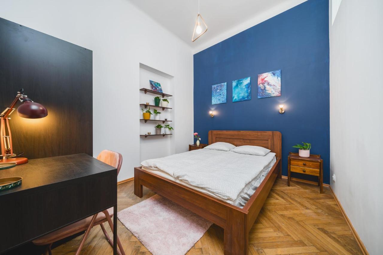 2 Bedroom Apartment Next To The Main Railway Station - By Upstairs Krakow Luaran gambar
